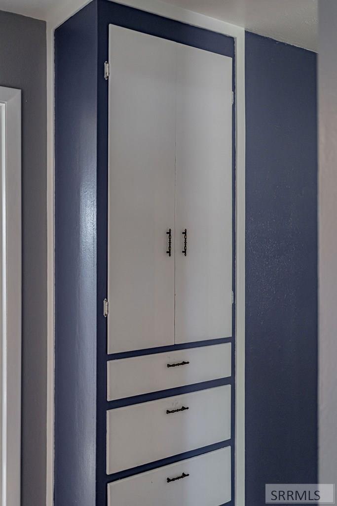 1072 Hillview Avenue Property Photo 35