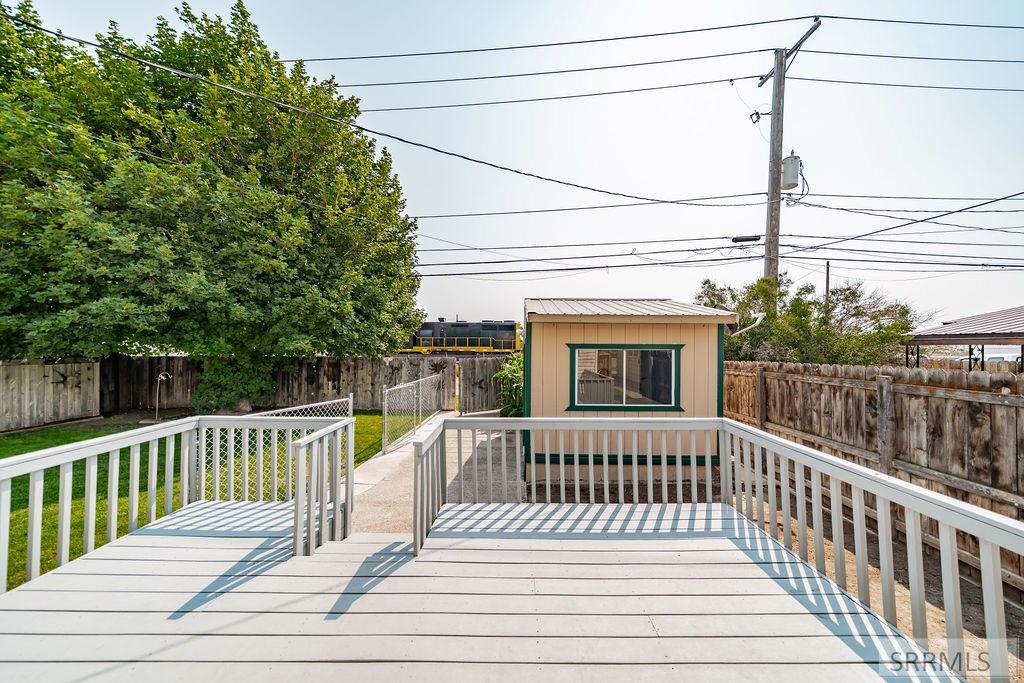 1072 Hillview Avenue Property Photo 40