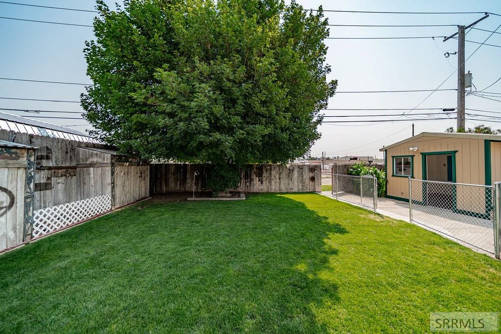 1072 Hillview Avenue Property Photo 43