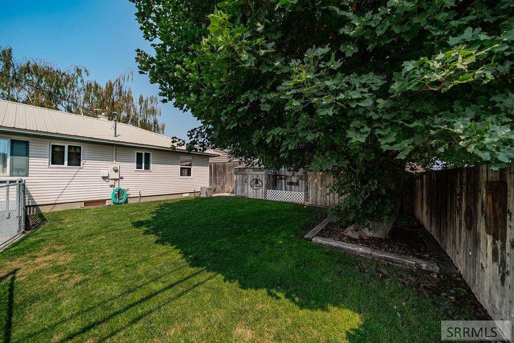 1072 Hillview Avenue Property Photo 45