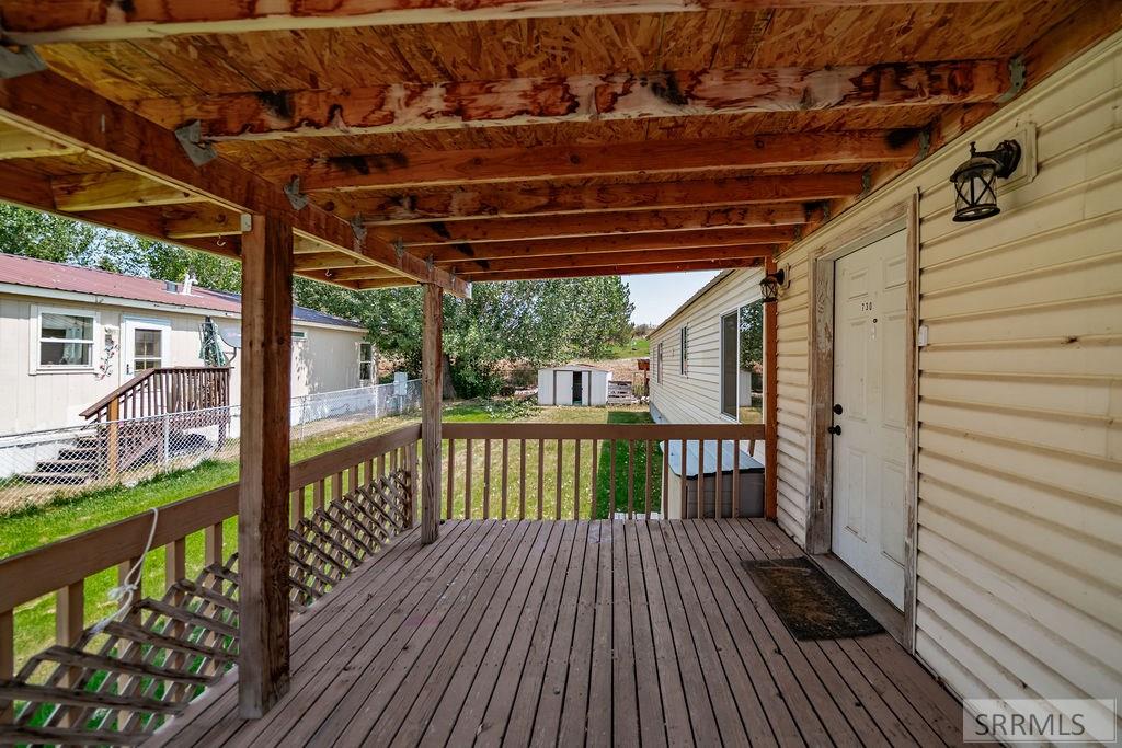 730 Lupine Way Property Photo 21