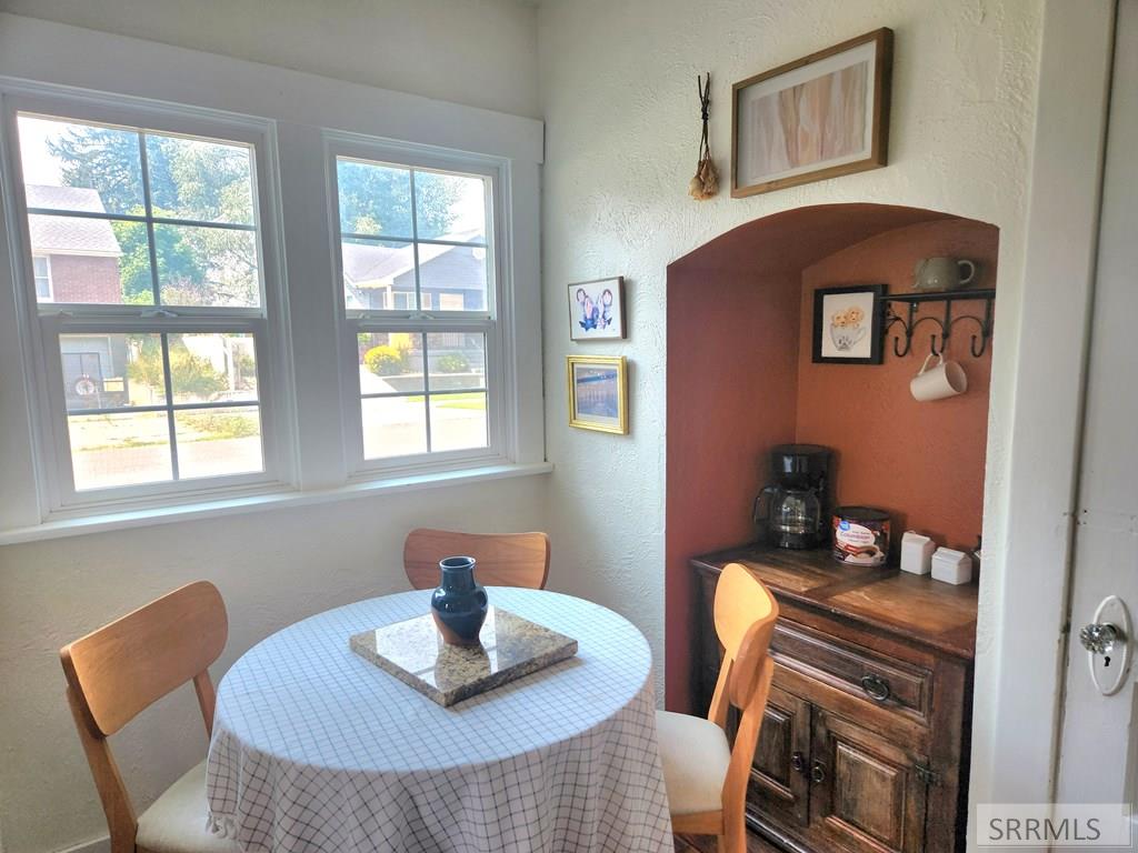 305 4th Street Property Photo 12