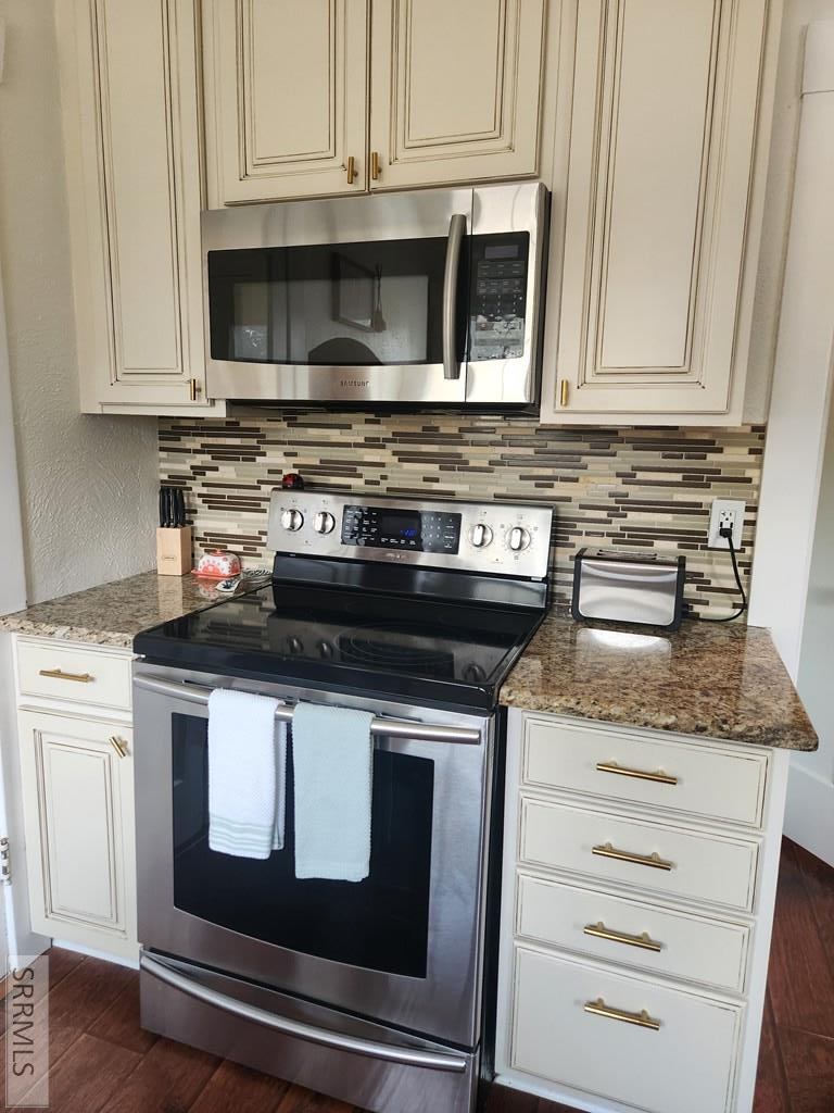305 4th Street Property Photo 15