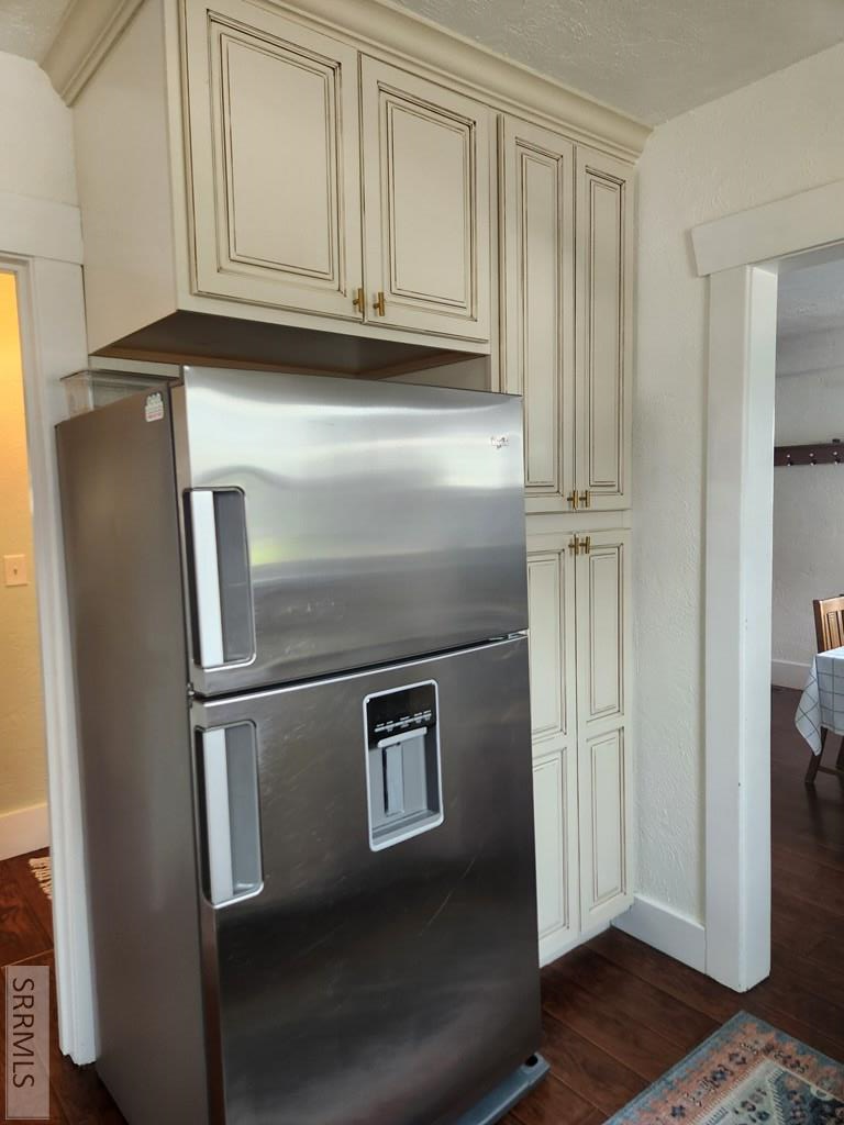 305 4th Street Property Photo 17