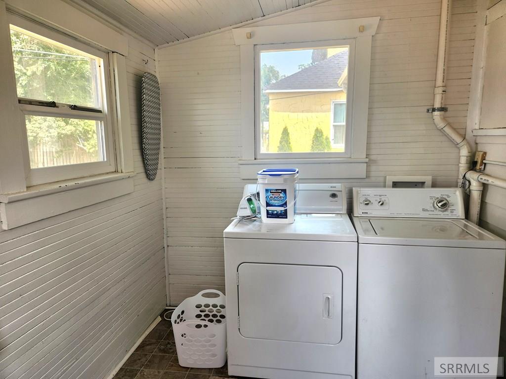 305 4th Street Property Photo 25