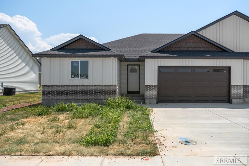 3684 E Felix Way Property Photo 1