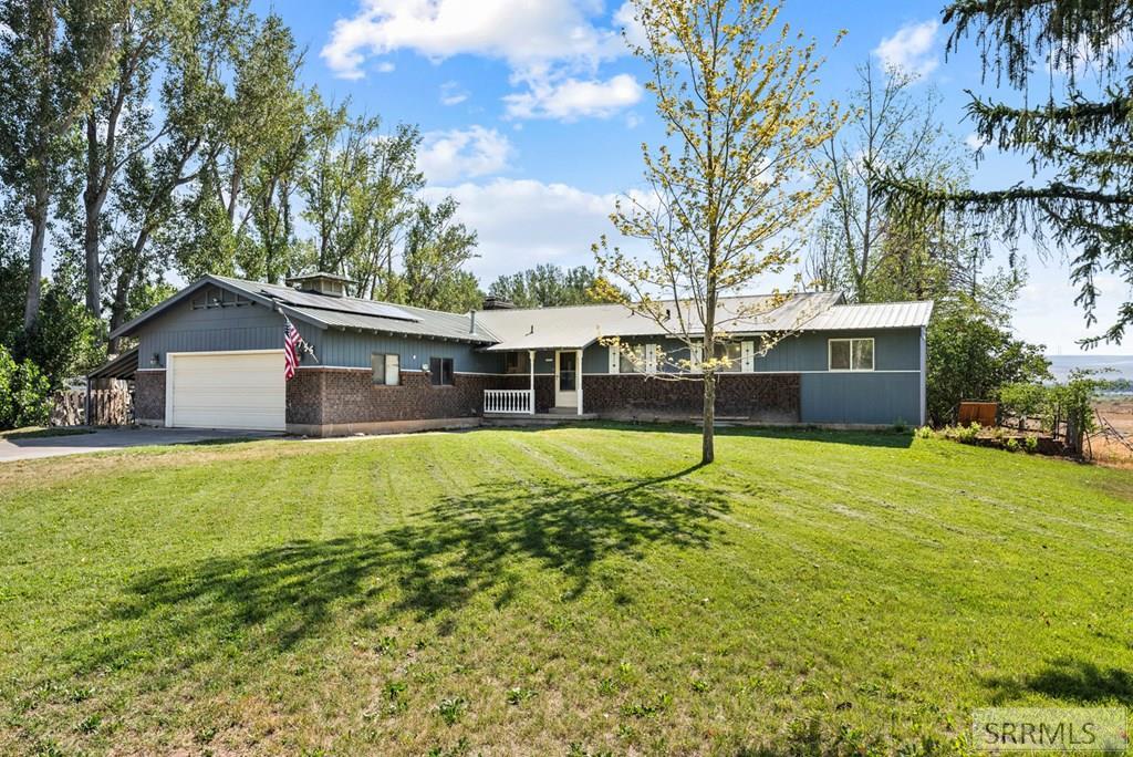 2755 Ross Avenue Property Photo 1