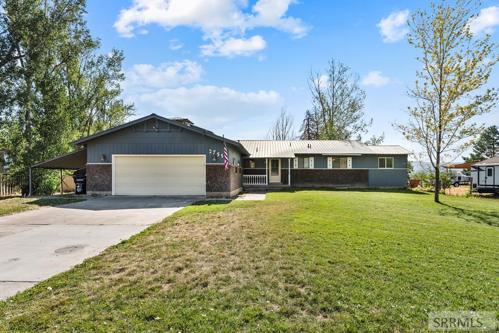 2755 Ross Avenue Property Photo 2