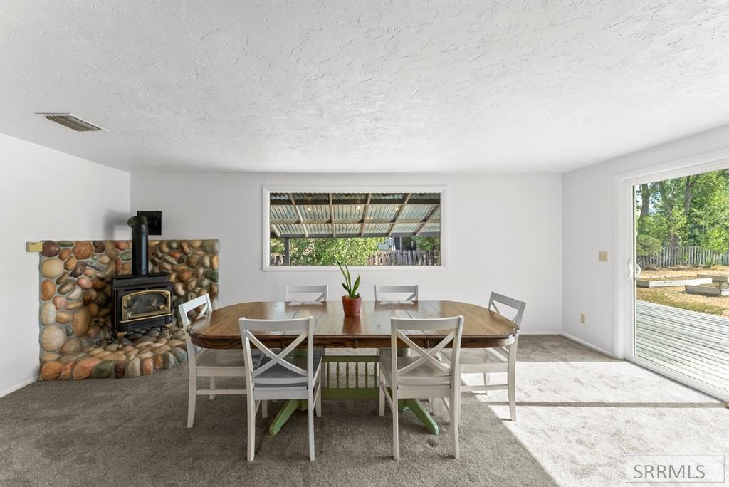 2755 Ross Avenue Property Photo 4