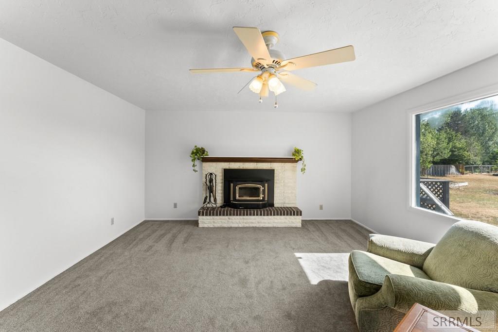 2755 Ross Avenue Property Photo 12