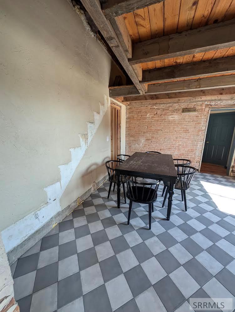 4949 E 41 N Property Photo 13