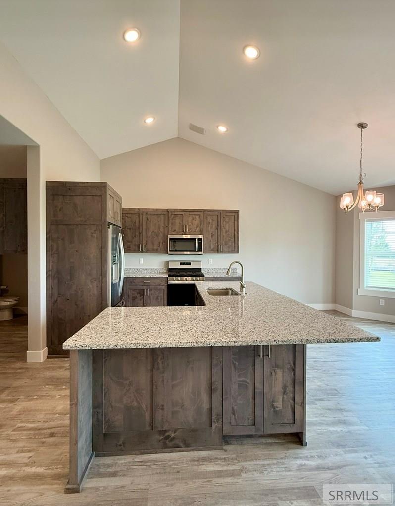 1406 N 615 E Property Photo 8
