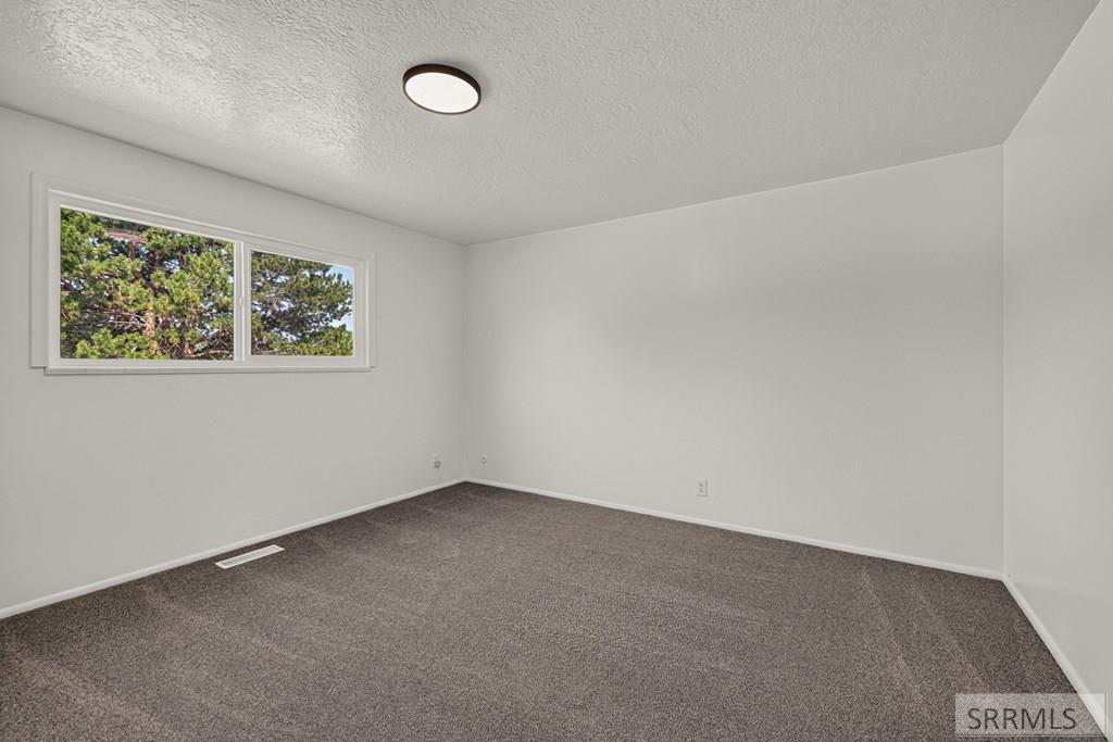 254 S Ammon Road Property Photo 12