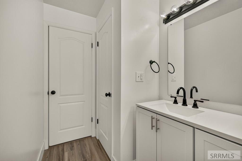 254 S Ammon Road Property Photo 17