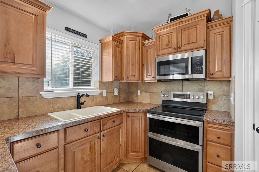 4543 Hershey Loop Property Photo 17