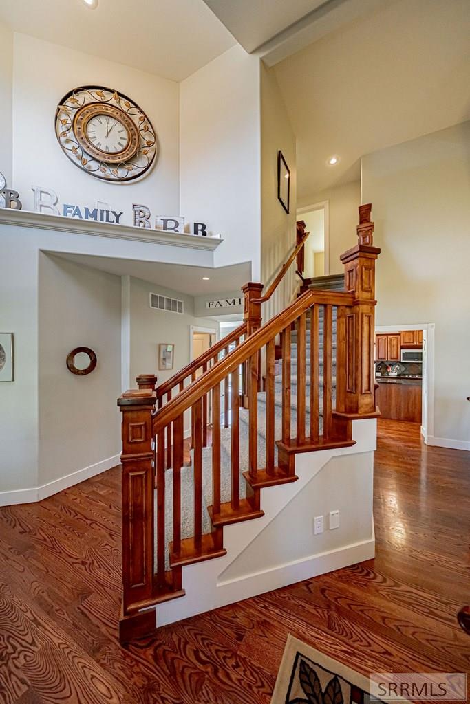 2094 Autumn Lane Property Photo 12