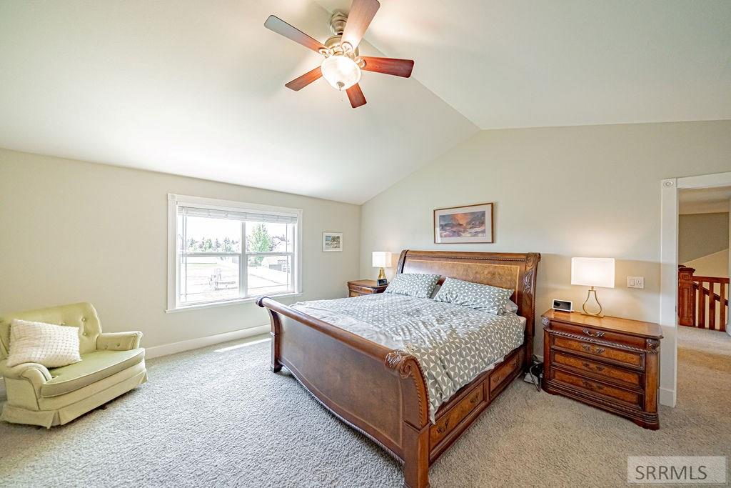 2094 Autumn Lane Property Photo 39
