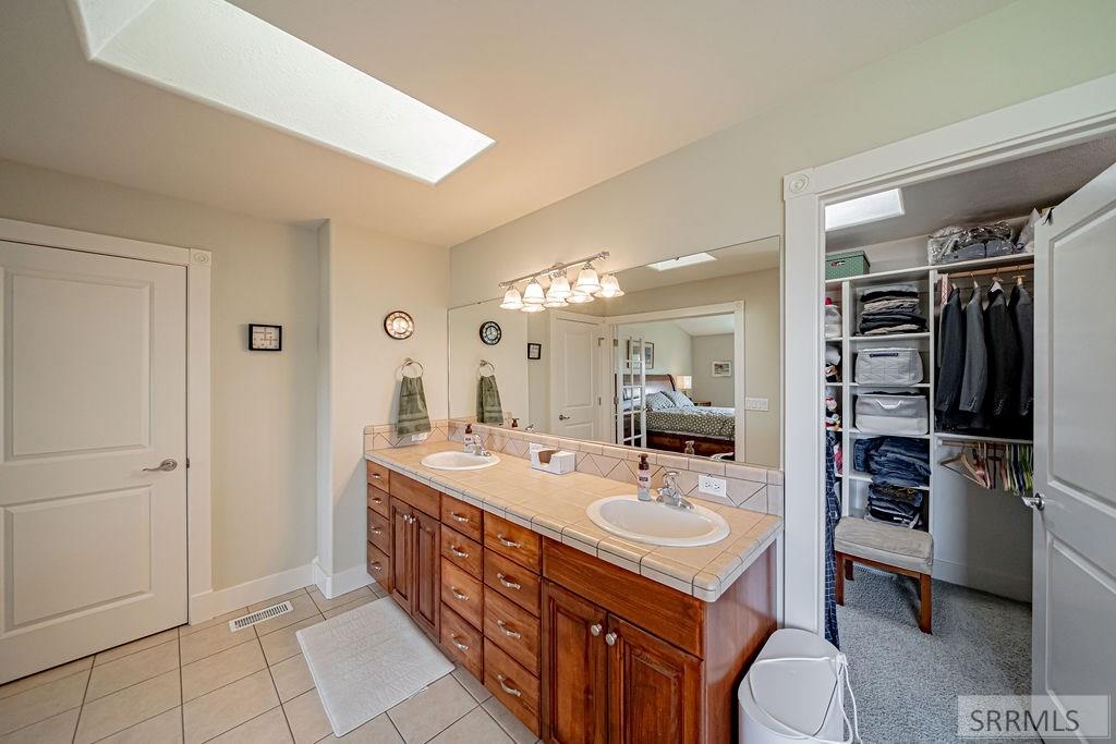2094 Autumn Lane Property Photo 47