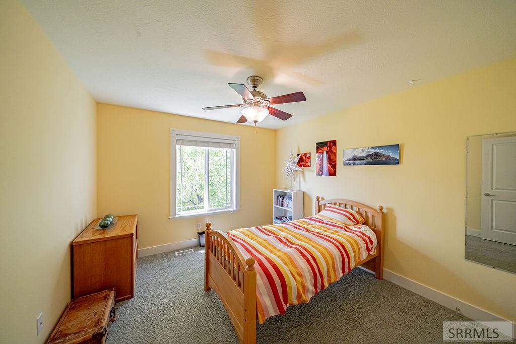 2094 Autumn Lane Property Photo 57