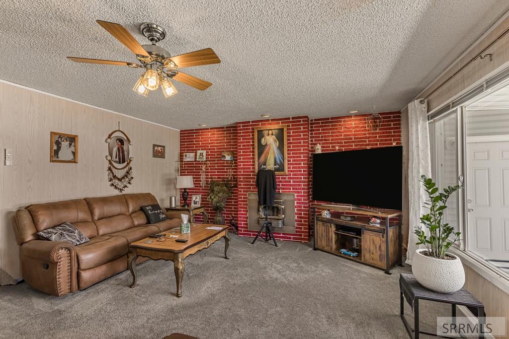 742 Fort Hall Avenue Property Photo 15