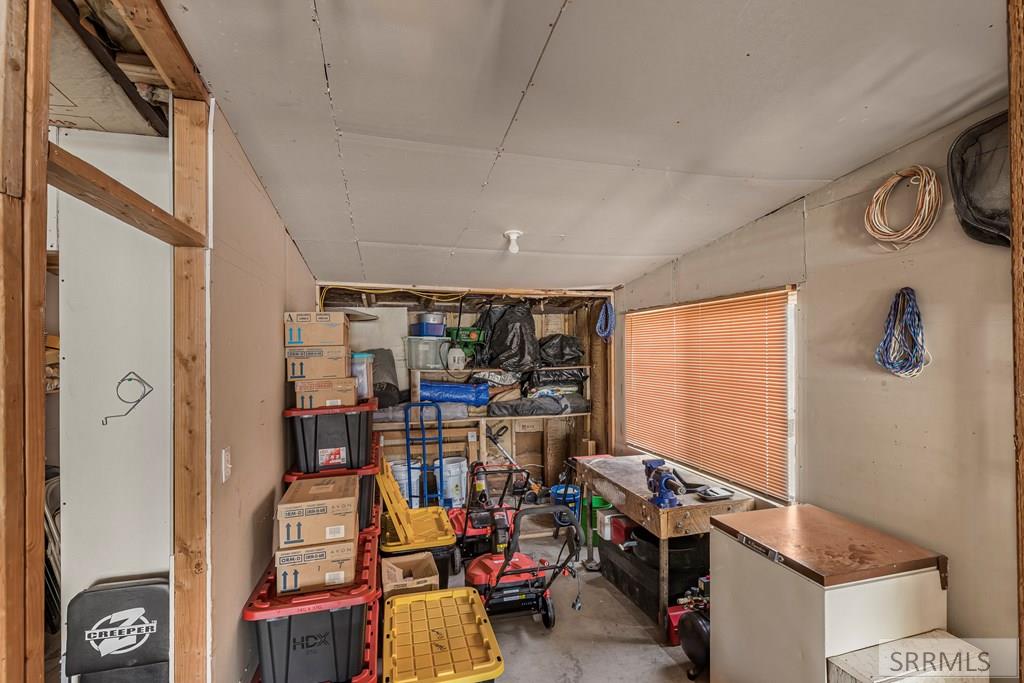 742 Fort Hall Avenue Property Photo 16