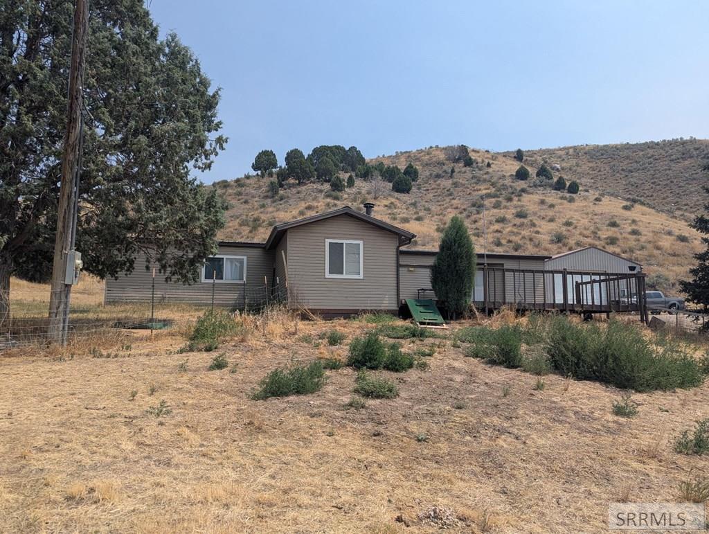 262 S Old Hwy 91 Property Photo 2