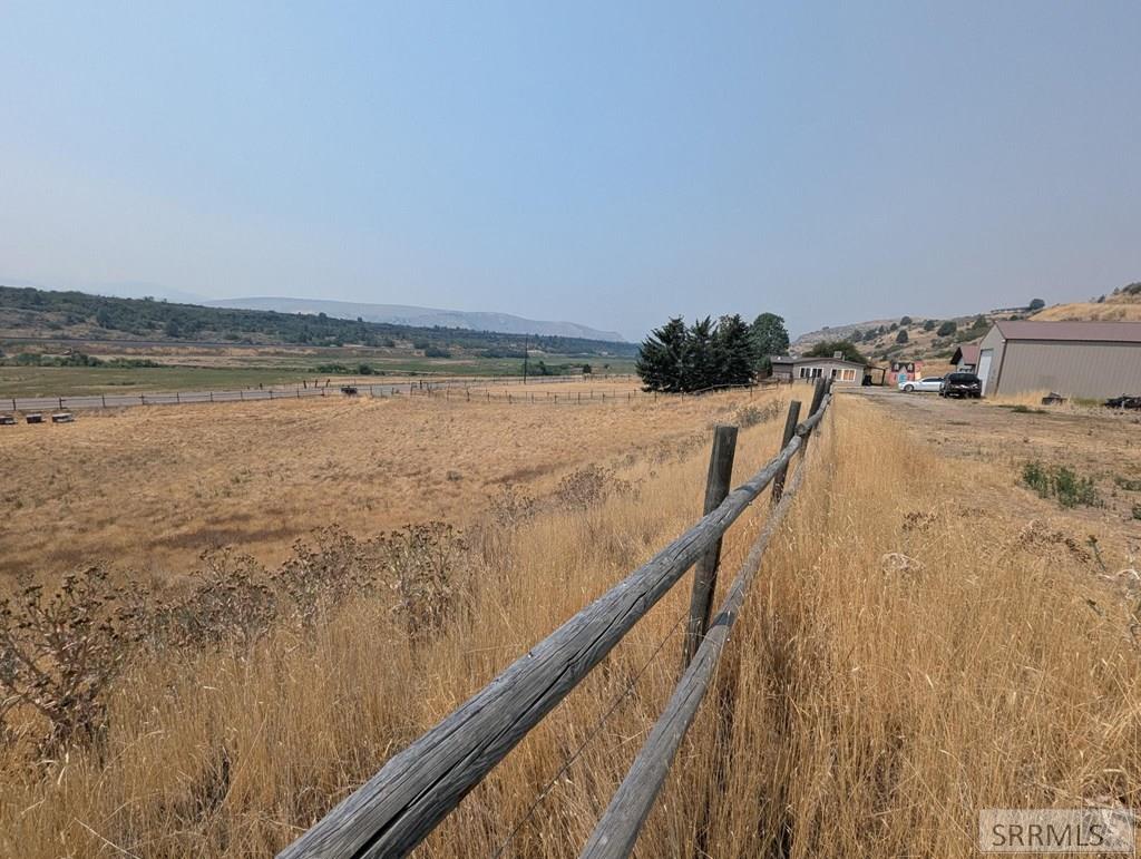 262 S Old Hwy 91 Property Photo 3