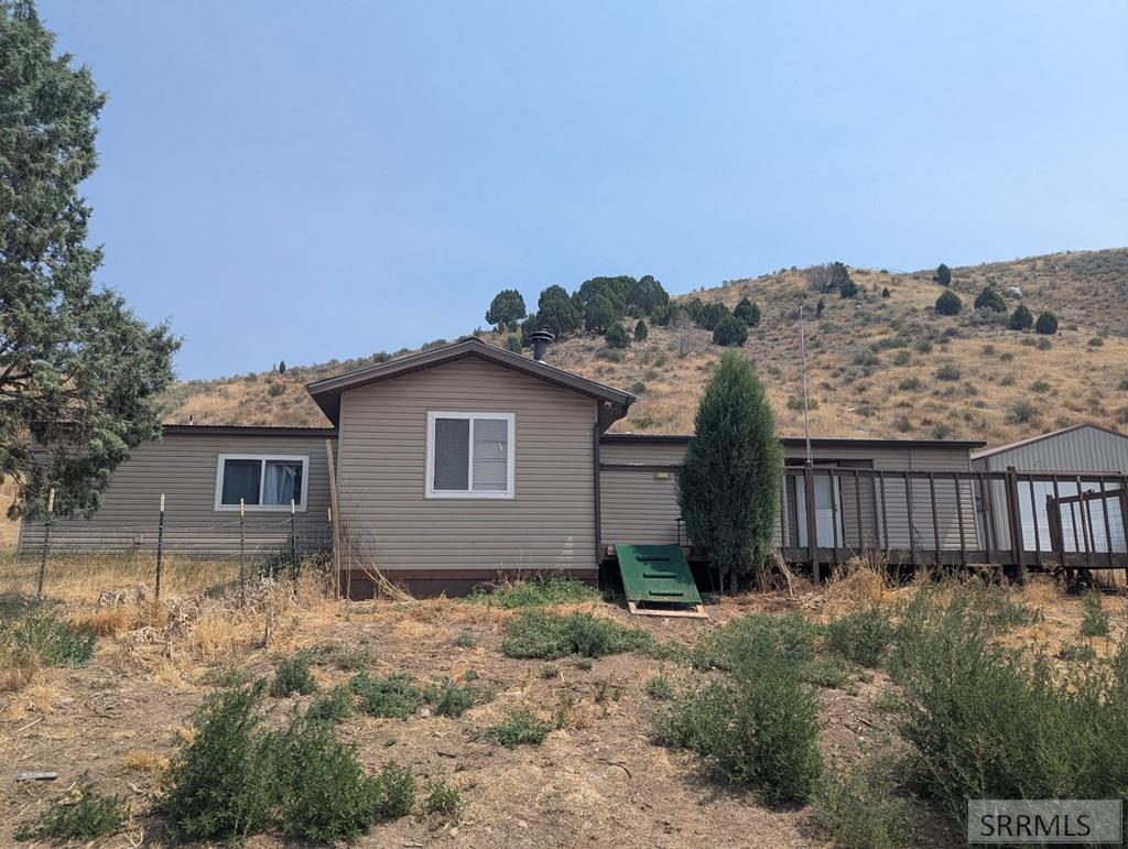 262 S Old Hwy 91 Property Photo 3