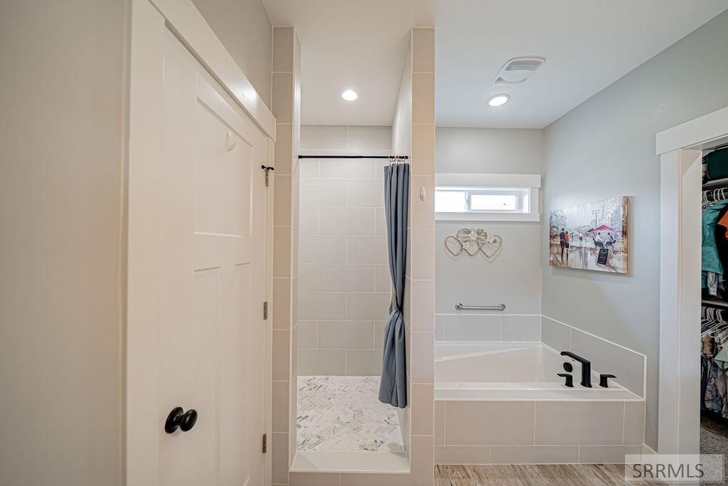 4824 E Torcello Drive Property Photo 21