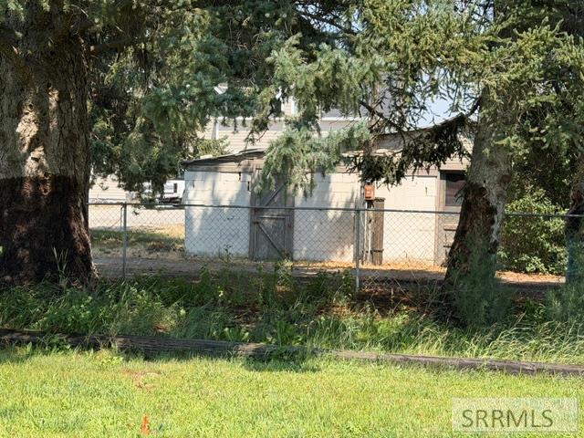 54 S 600 W Property Photo 8