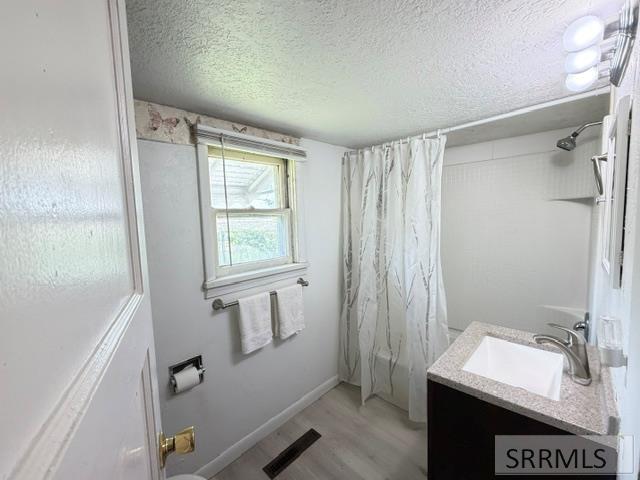 54 S 600 W Property Photo 14