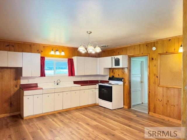54 S 600 W Property Photo 20