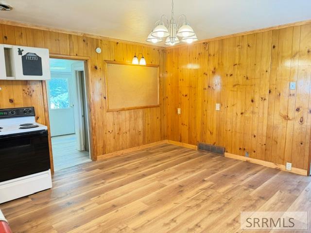 54 S 600 W Property Photo 22