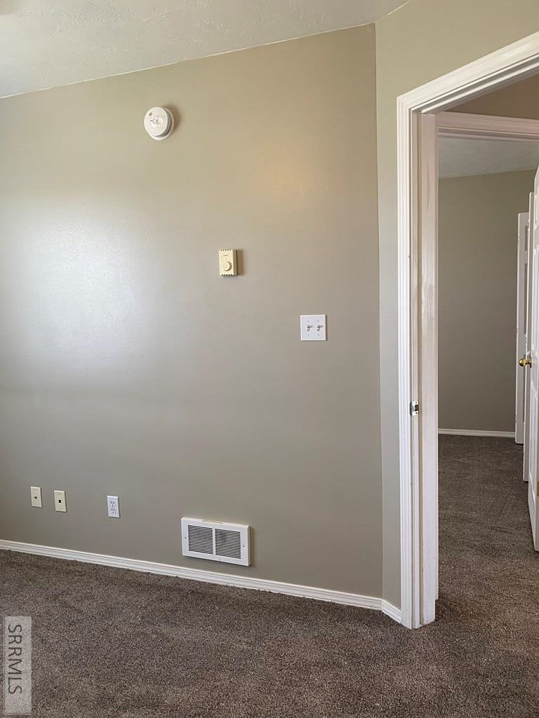 858 Anne Street Property Photo 16