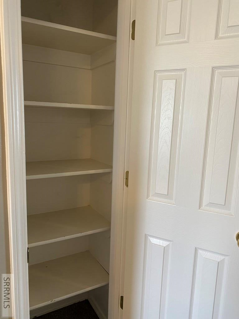 858 Anne Street Property Photo 19