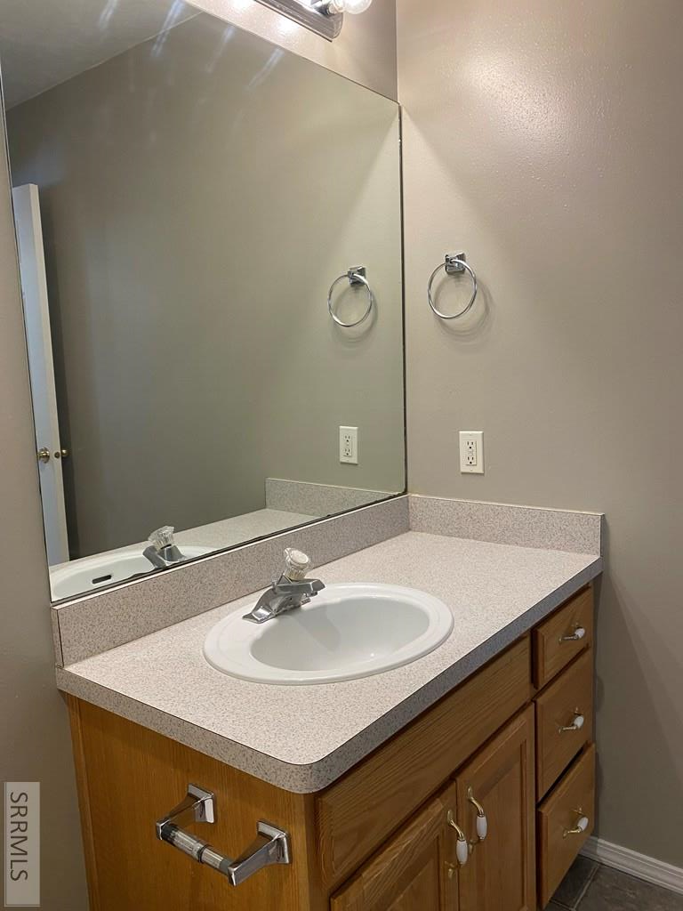 858 Anne Street Property Photo 21