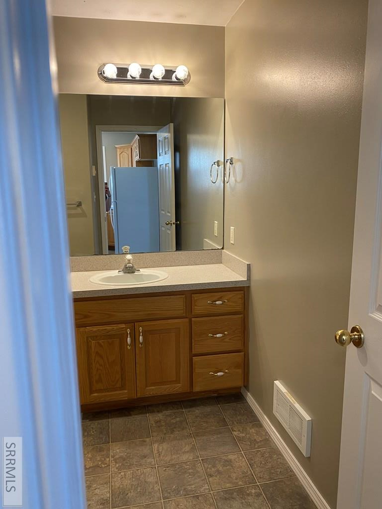 858 Anne Street Property Photo 23