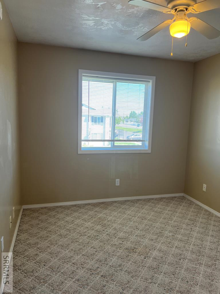 858 Anne Street Property Photo 34