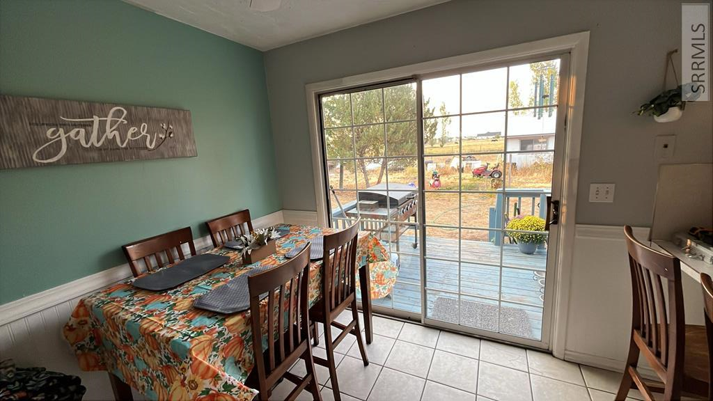 4161 E 300 N Property Photo 9