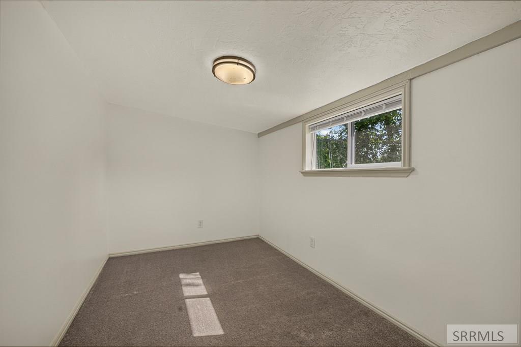 212 Archer Street Property Photo 16