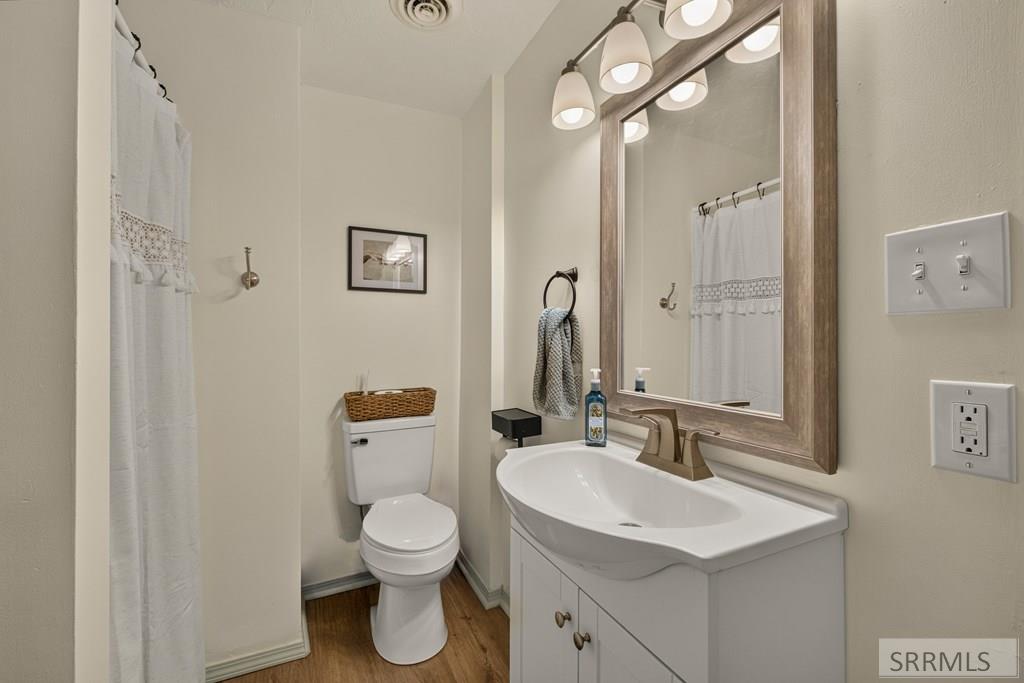 212 Archer Street Property Photo 21