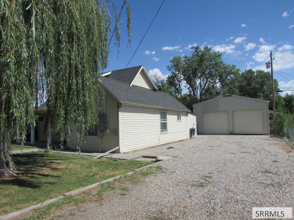 212 Archer Street Property Photo 34