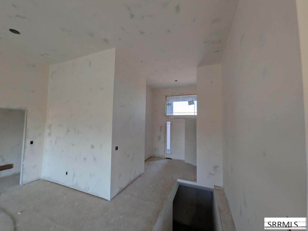 3790 E 194 N Property Photo 5