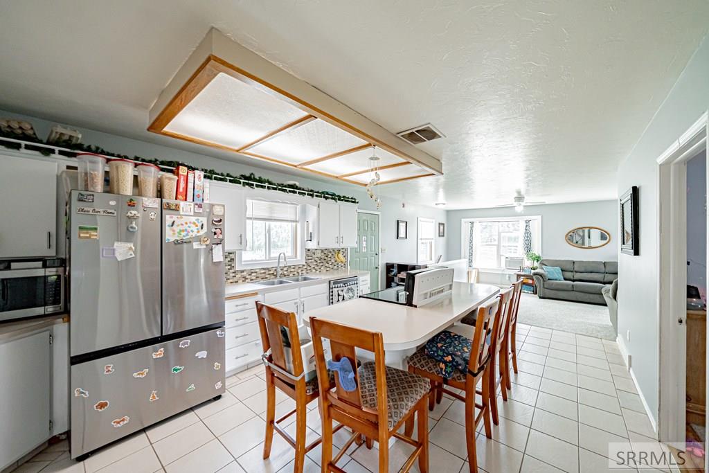 1384 N 1200 E Property Photo 15