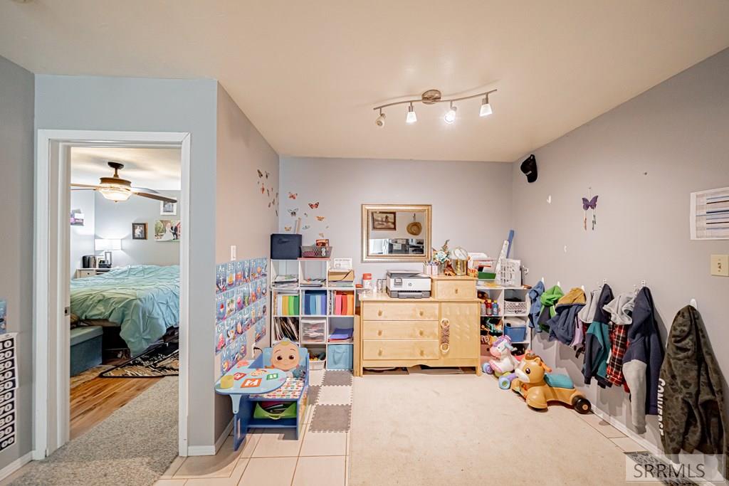 1384 N 1200 E Property Photo 21