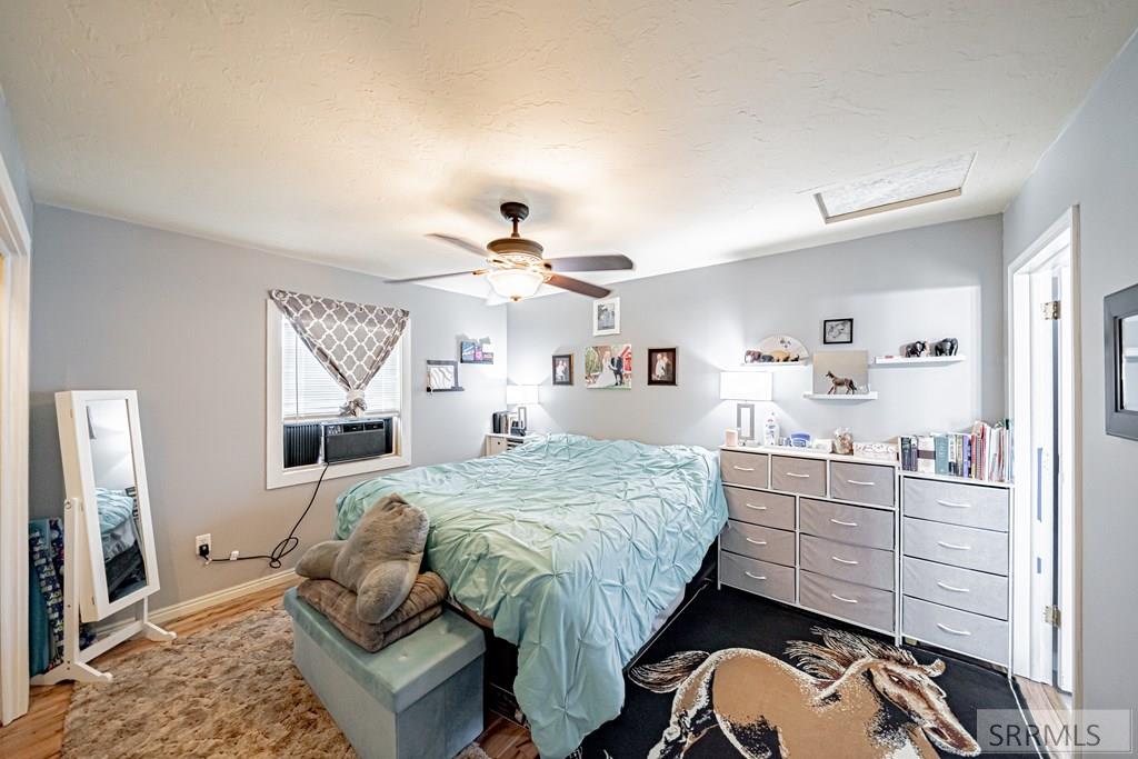 1384 N 1200 E Property Photo 22