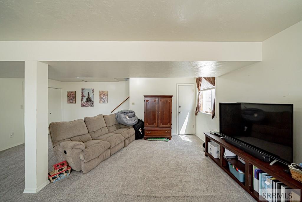 1384 N 1200 E Property Photo 38