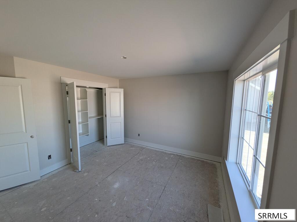 536 Meadowbrook Property Photo 7