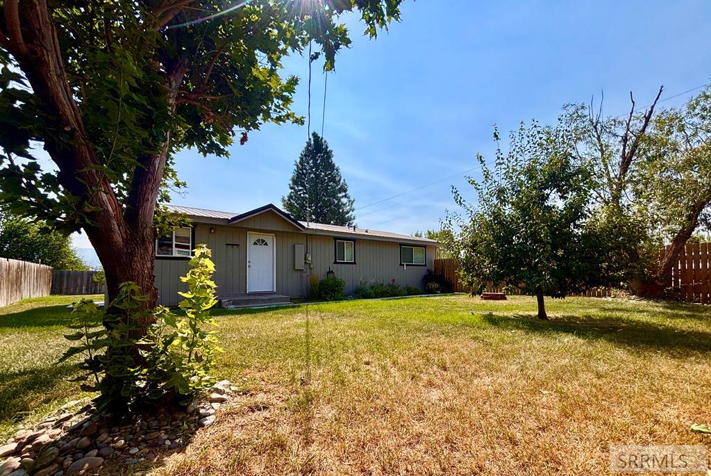 1505 Roosevelt Avenue Property Photo 4
