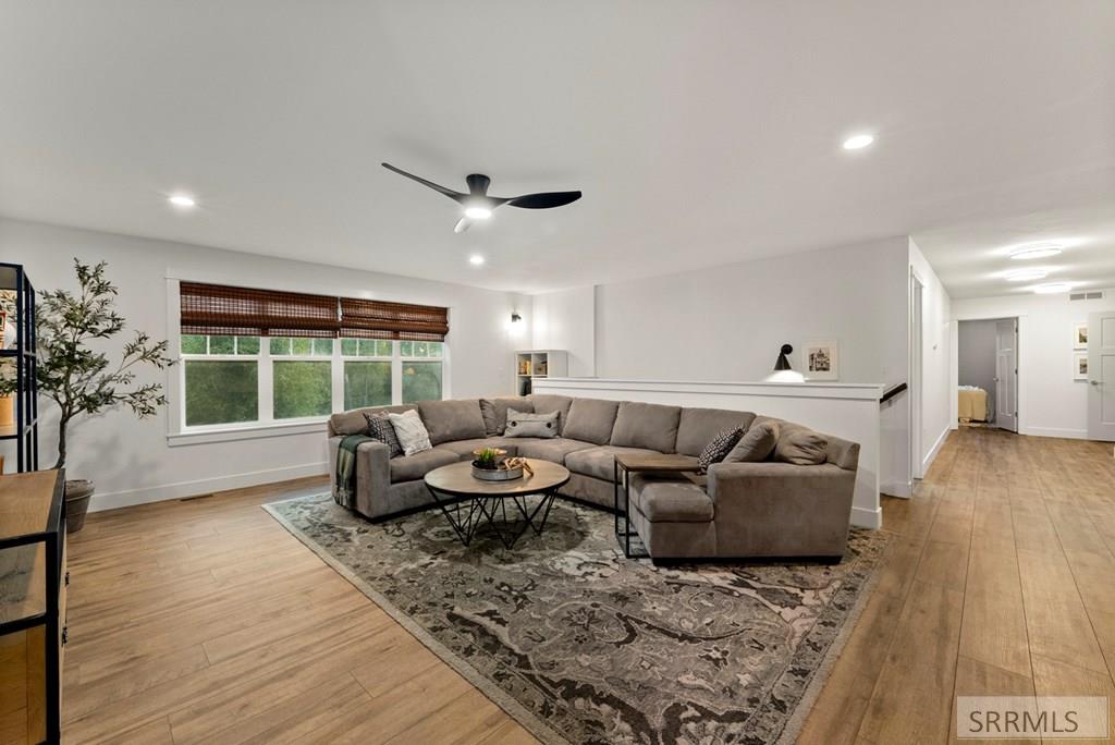327 N 4410 E Property Photo 10